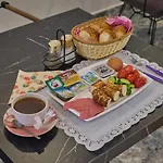 Kalispera לינה וארוחת בוקר 3*