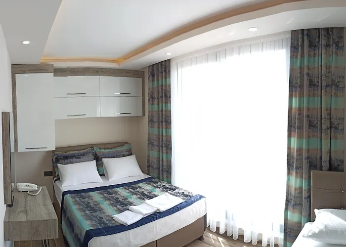 Kalıspera Oda ve Kahvaltı 3*