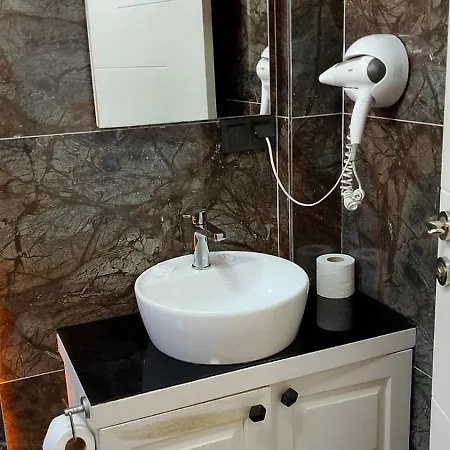 לינה וארוחת בוקר Kalispera אנטליה